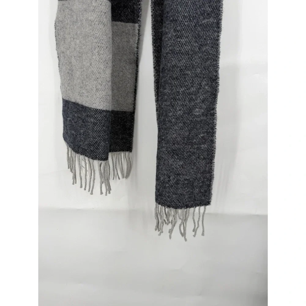 NEW 100% Wool Italy Scarf 11X70
